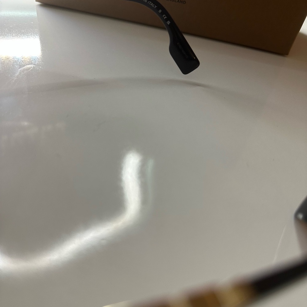 Burberry 52mm Cat Eye Sunglasses *Authentic* - Picture 14 of 15